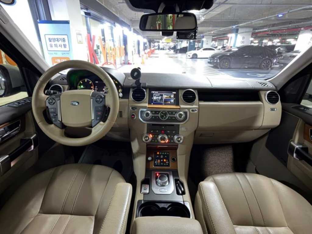 Land Rover Discovery - Vista 6