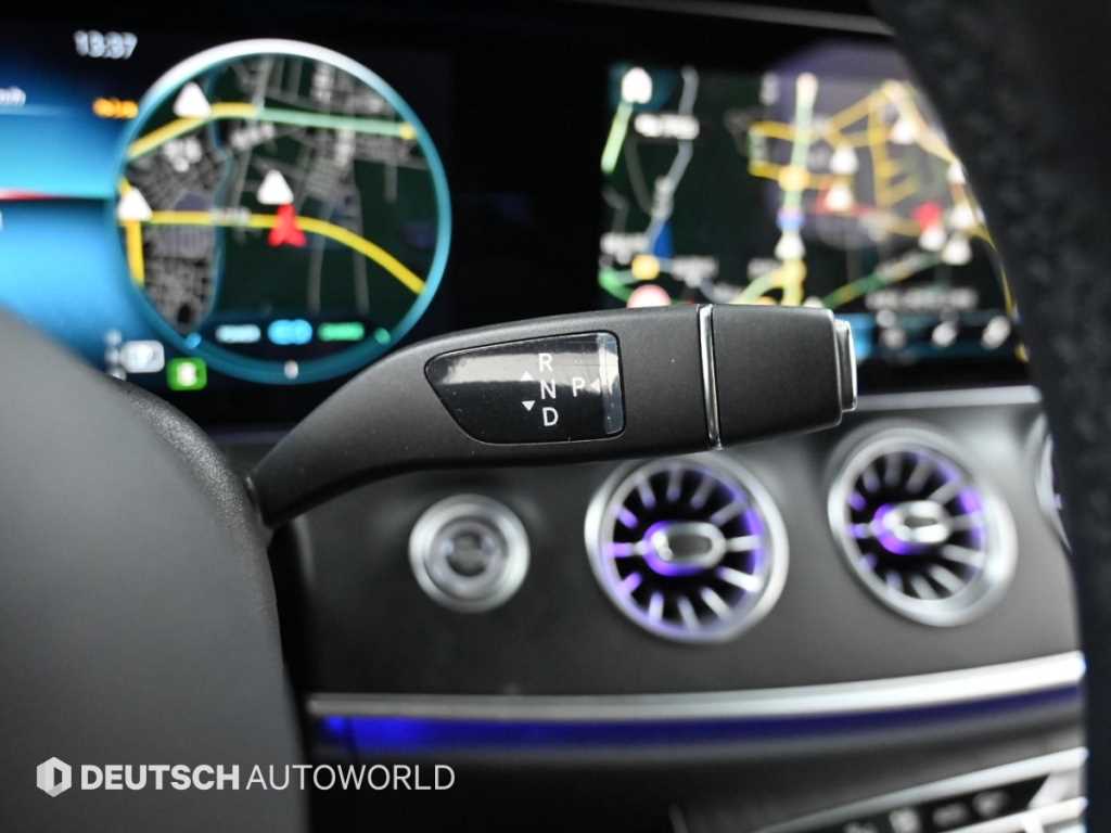 Mercedes Benz E class - Vista 9