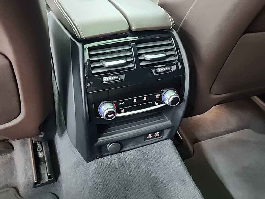 BMW Gran Turismo 2021 Negro - Importación desde Corea - HF Imports Iquique - Foto 13