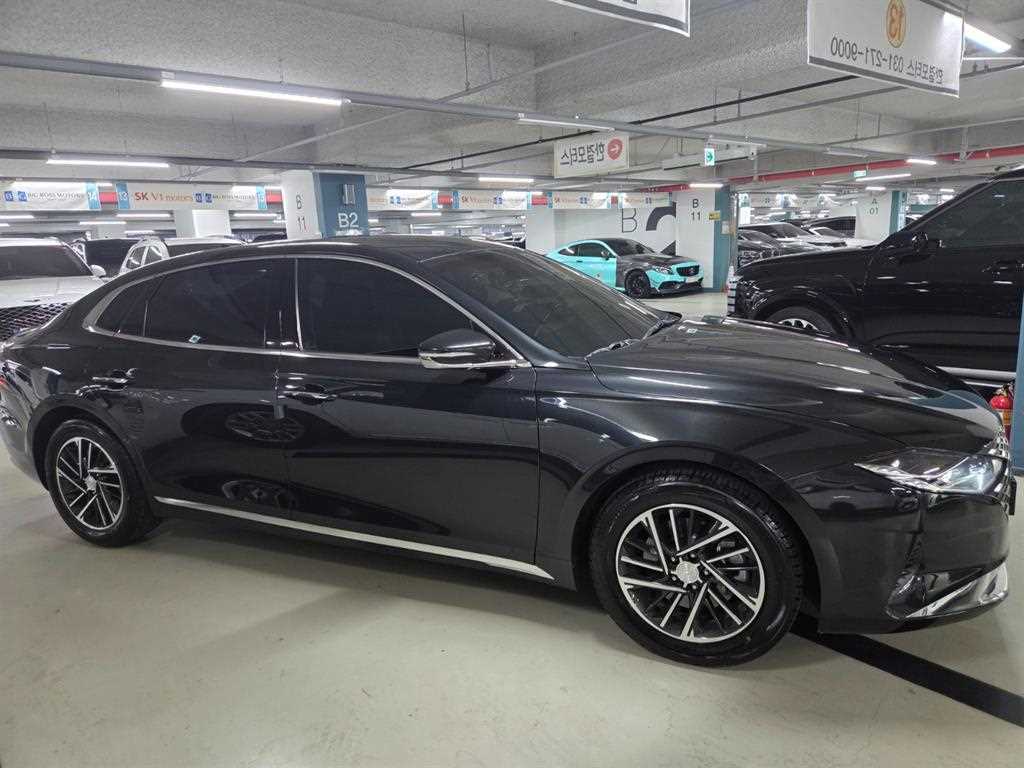 HYUNDAI Grandeur - Vista 7