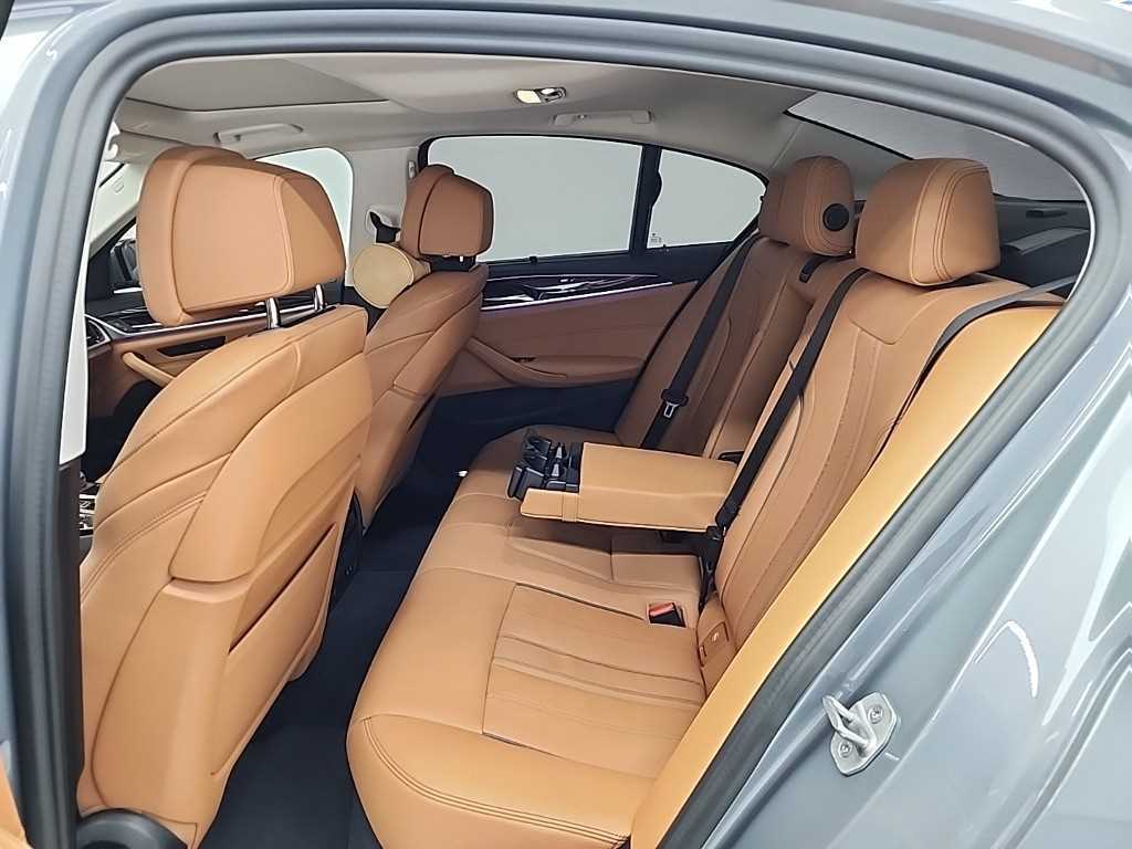 BMW 5 Series - Vista 12