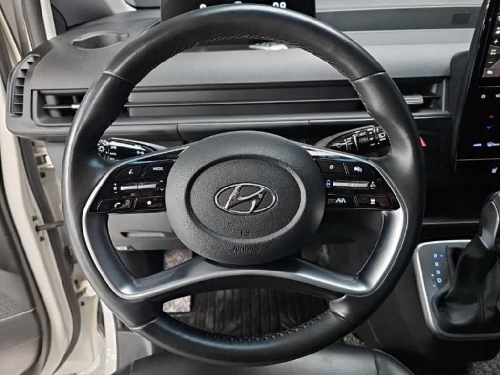 HYUNDAI Staria - Vista 7