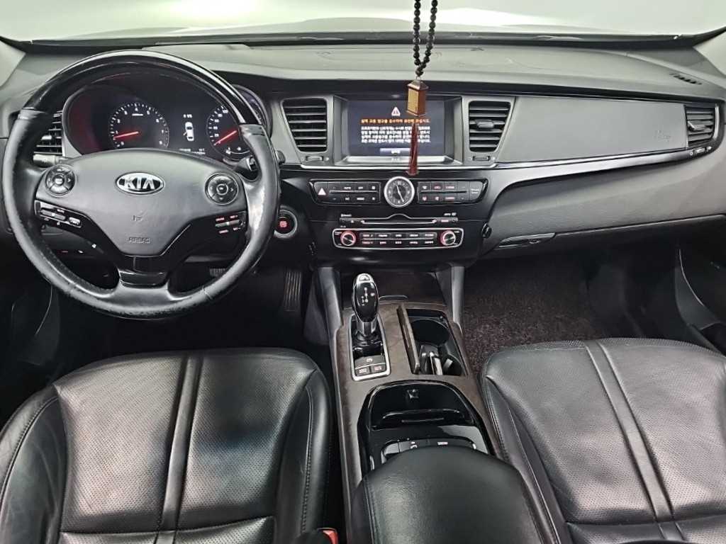 KIA K9 - Vista 7
