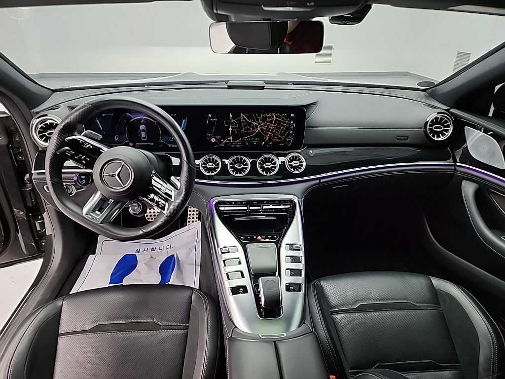 Mercedes Benz AMG GT - Vista 7