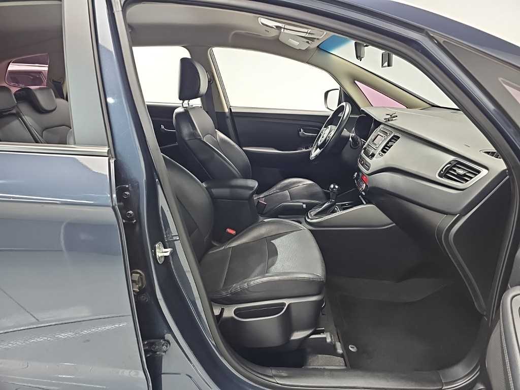 KIA Carens 2015 Azul - Importación desde Corea - HF Imports Iquique - Foto 18