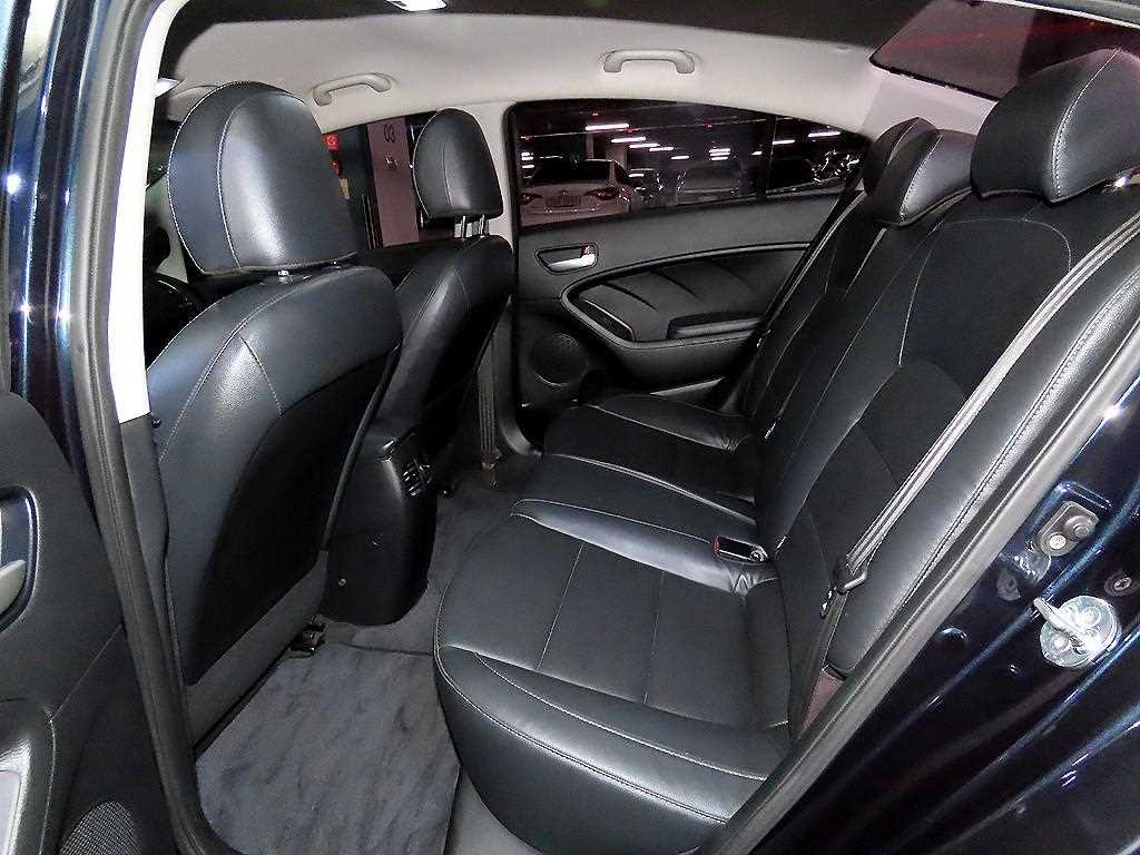 KIA K3 - Vista 7