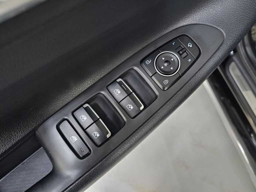 HYUNDAI Grandeur 2020 Negro - Importación desde Corea - HF Imports Iquique - Foto 16