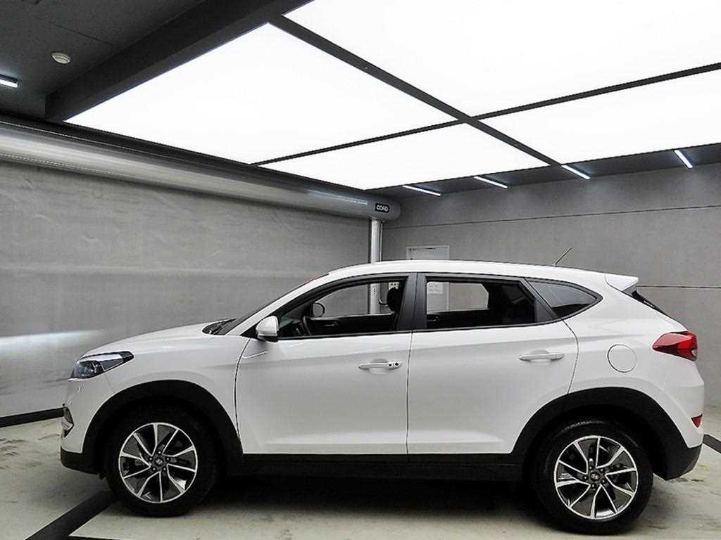 HYUNDAI Tucson - Vista 4