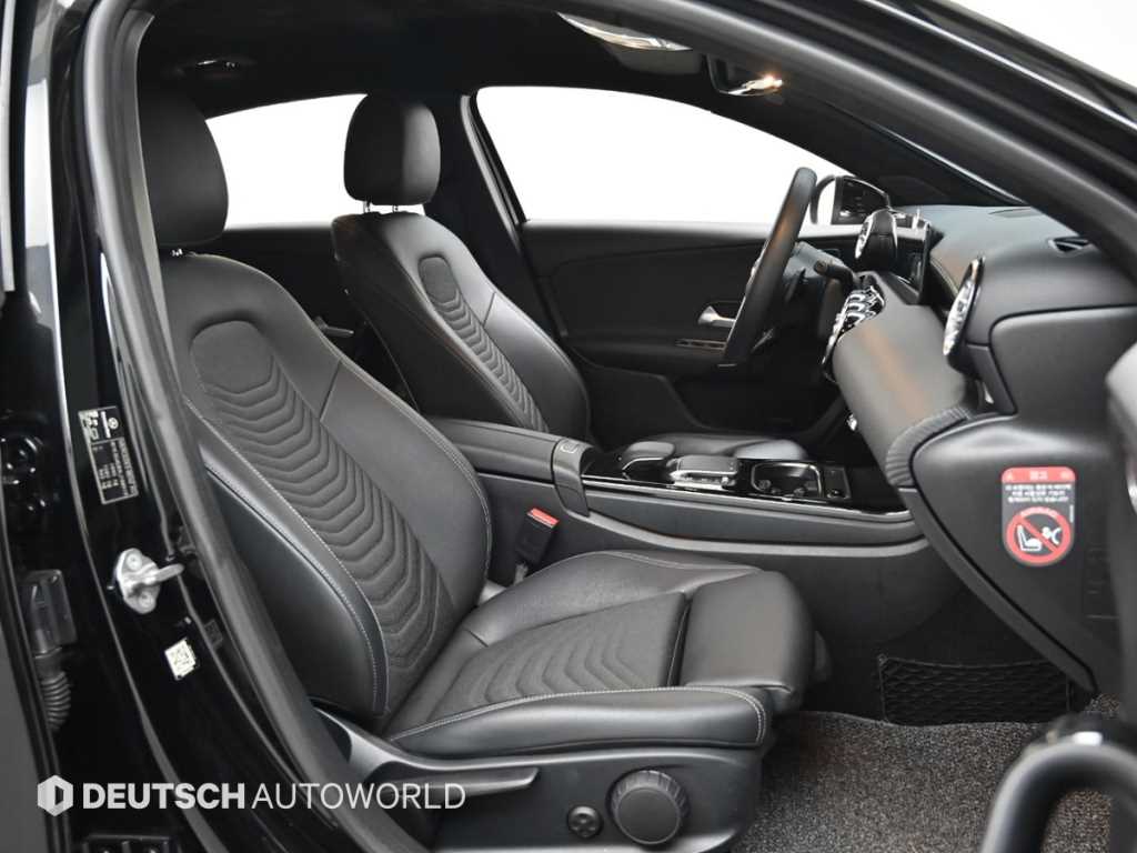 Mercedes Benz A Class - Vista 10