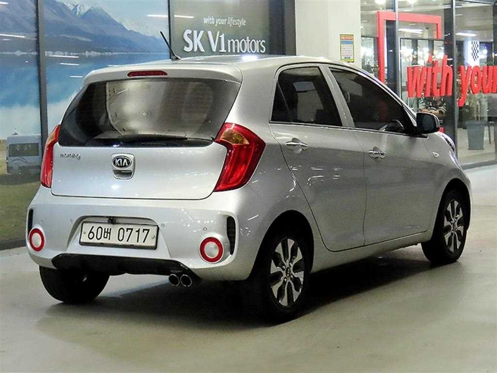 KIA Morning - Vista 4