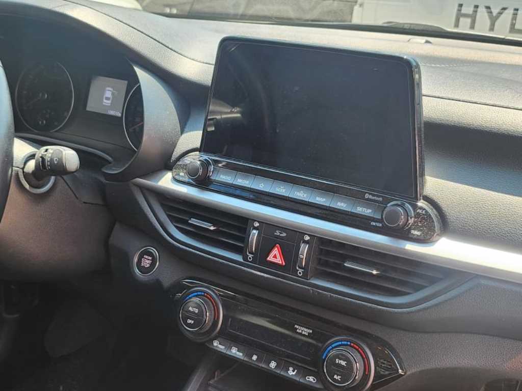 KIA K3 - Vista 3
