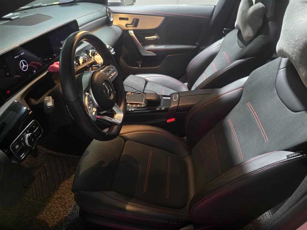Mercedes Benz CLA Class - Vista 7