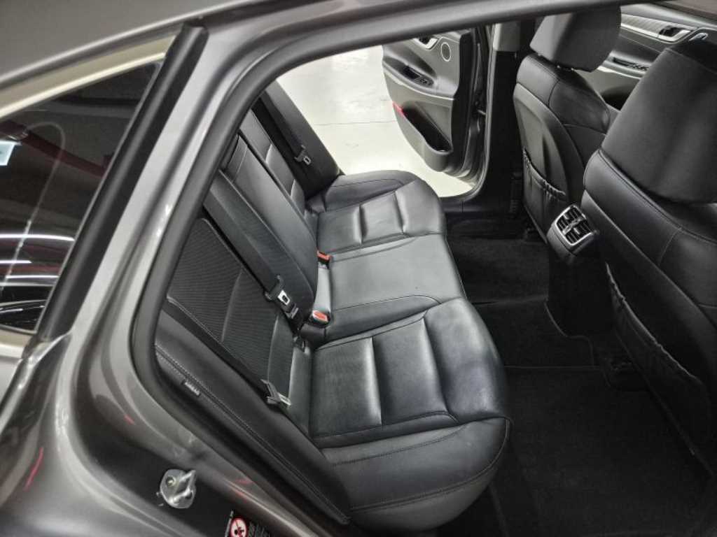 HYUNDAI Grandeur - Vista 8