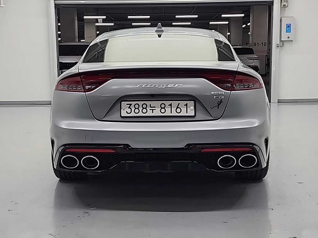 KIA Stinger - Vista 3
