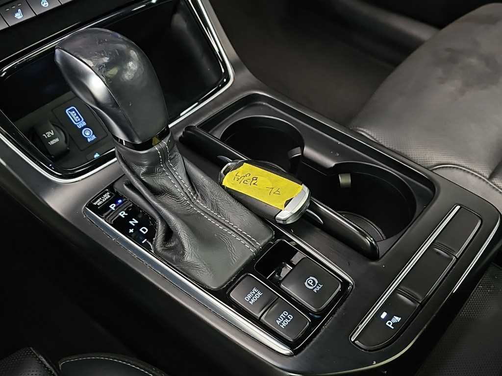 HYUNDAI Grandeur - Vista 8