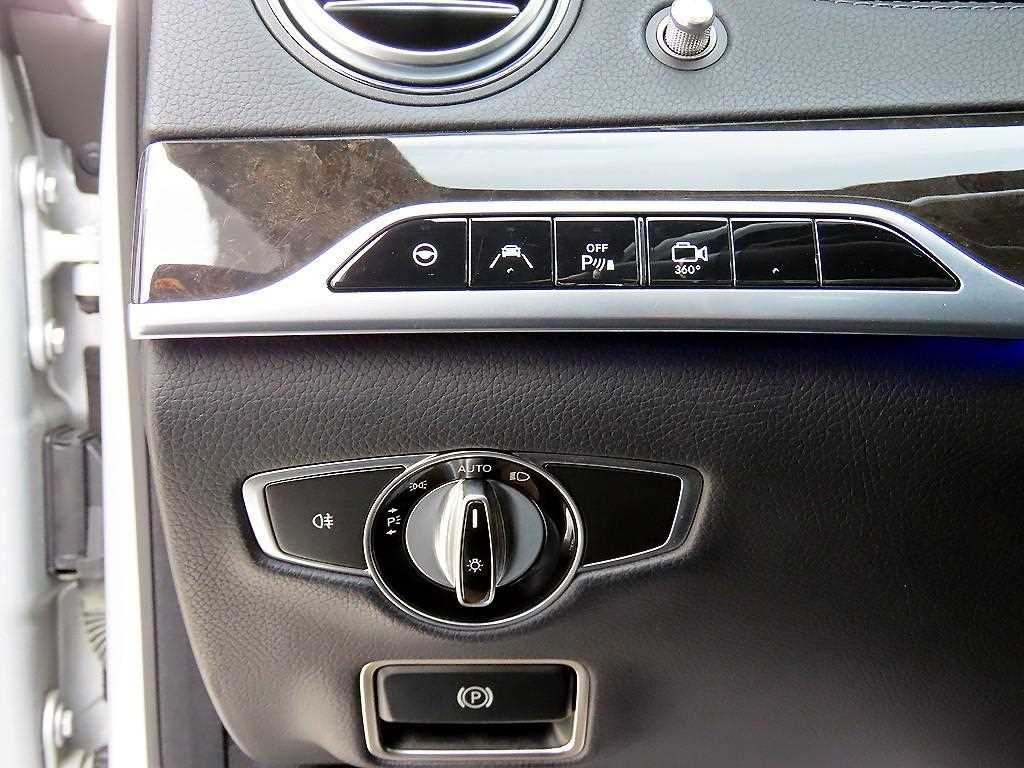 Mercedes Benz S Class - Vista 8