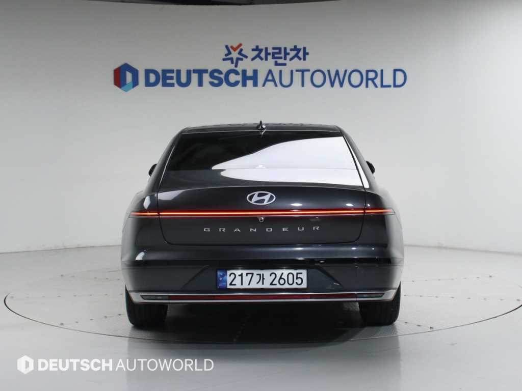 HYUNDAI Grandeur - Vista 4