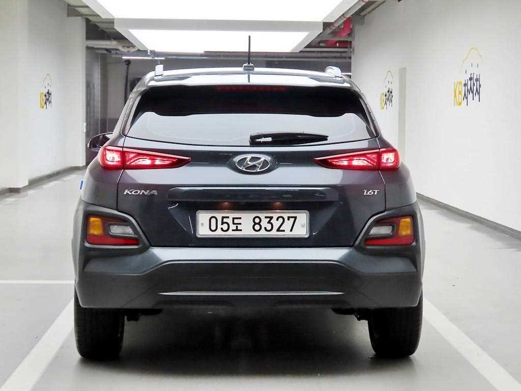 HYUNDAI Kona - Vista 3