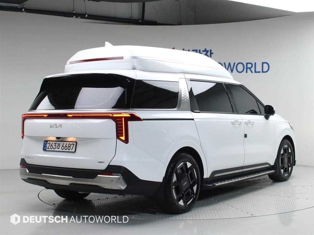 KIA Carnival - Vista 2