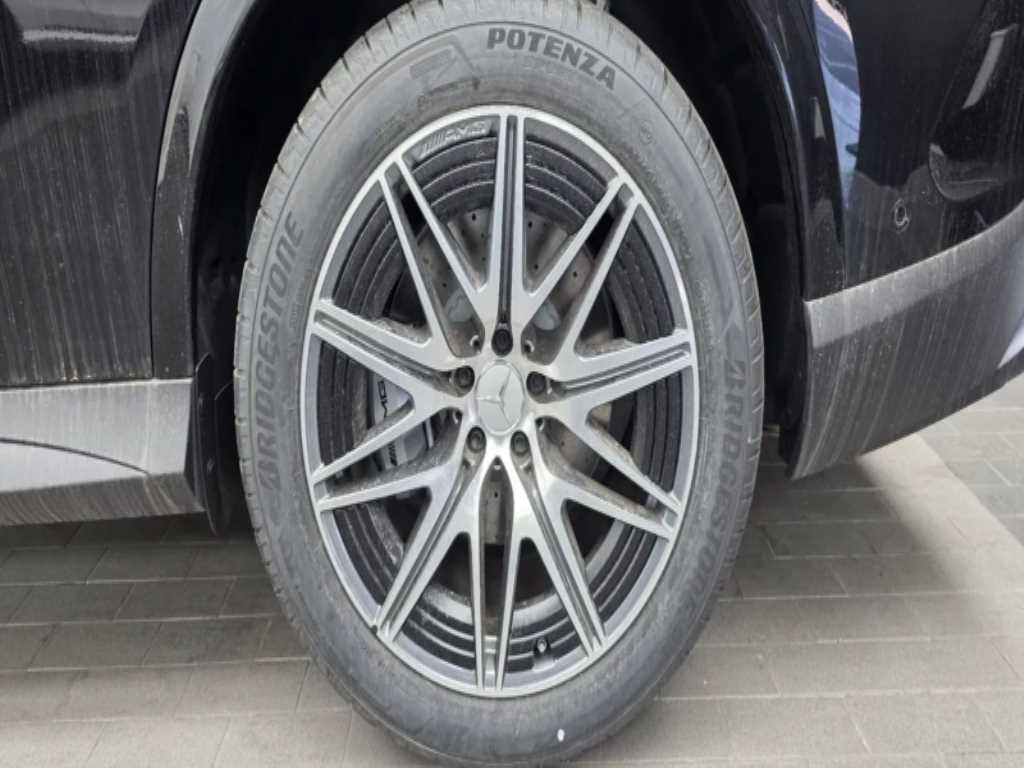 Mercedes Benz GLC Class - Vista 5