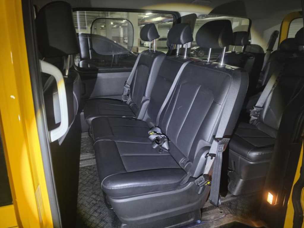 HYUNDAI Staria - Vista 4