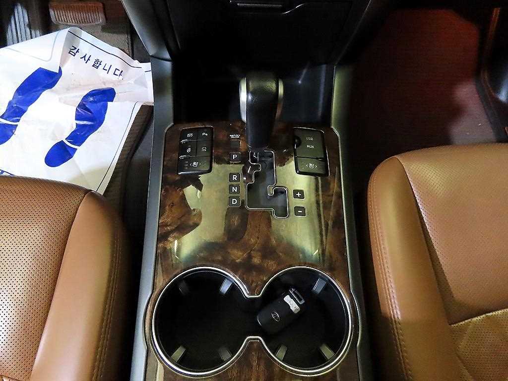 KIA Mohave - Vista 12