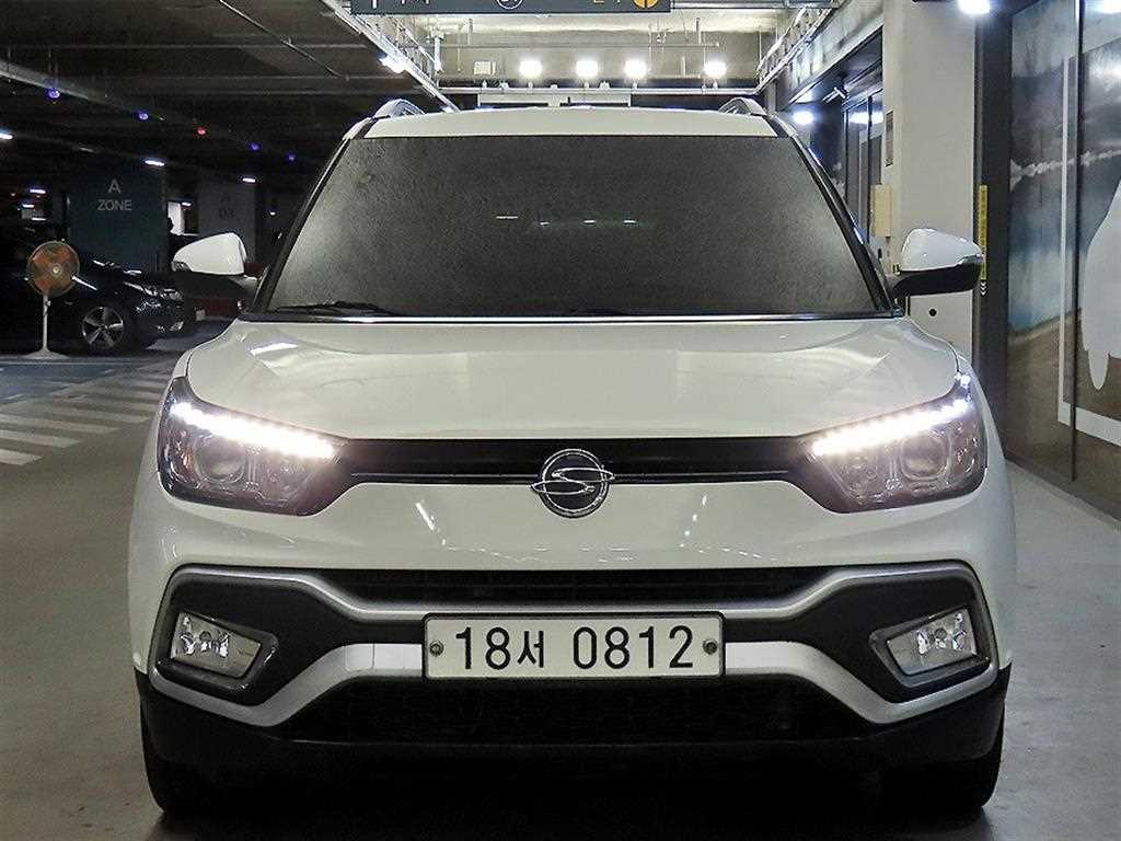 Ssangyong Tivoli - Vista 2