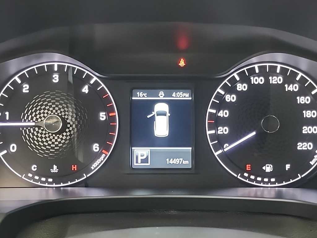 Ssangyong Musso - Vista 6