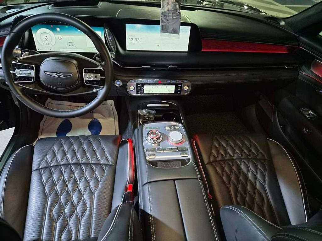 Genesis G90 - Vista 10