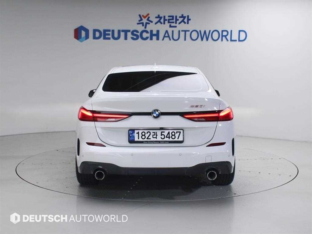 BMW 2 series - Vista 4