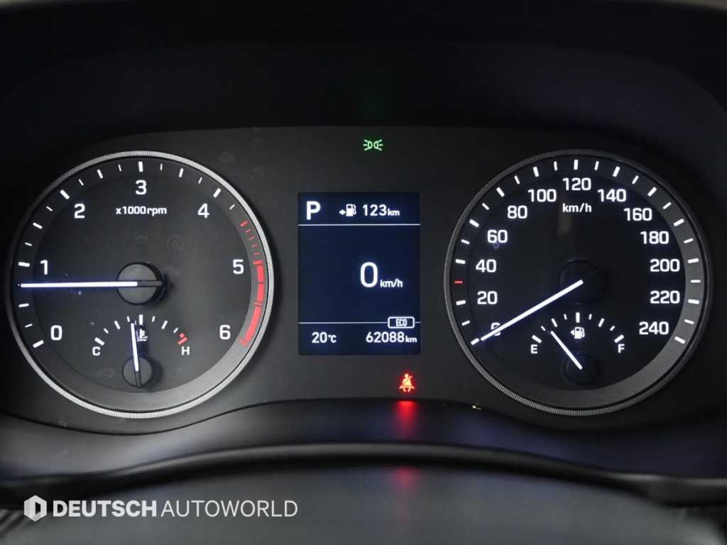 HYUNDAI Tucson - Vista 8