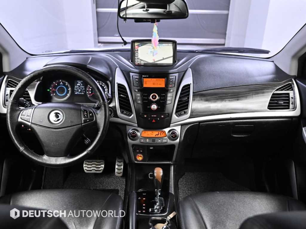 Ssangyong Korando - Vista 7