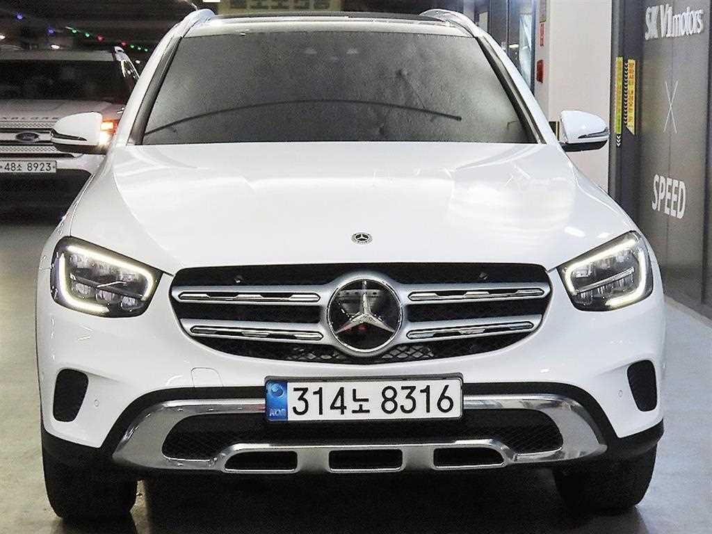 Mercedes Benz GLC Class - Vista 2