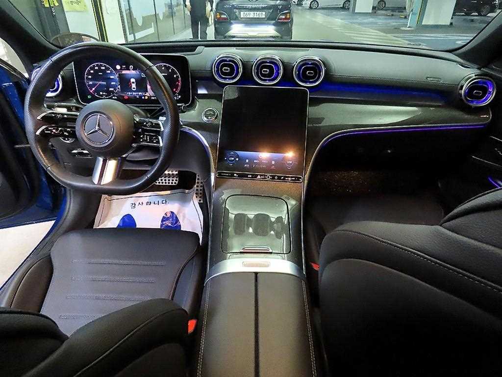 Mercedes Benz C Class - Vista 10