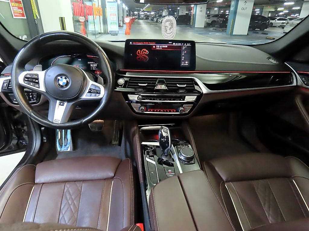 BMW 5 Series - Vista 10