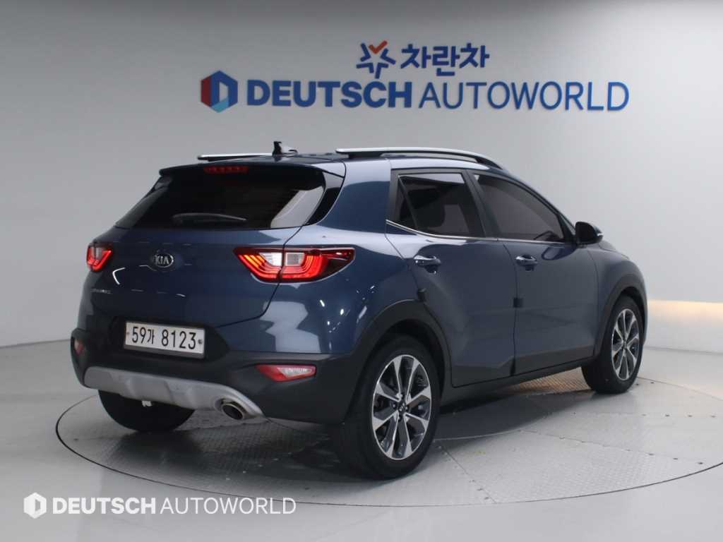 KIA Stonic - Vista 2