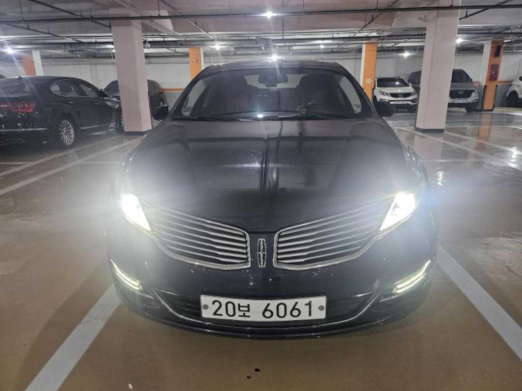 Lincoln MKZ - Vista 5