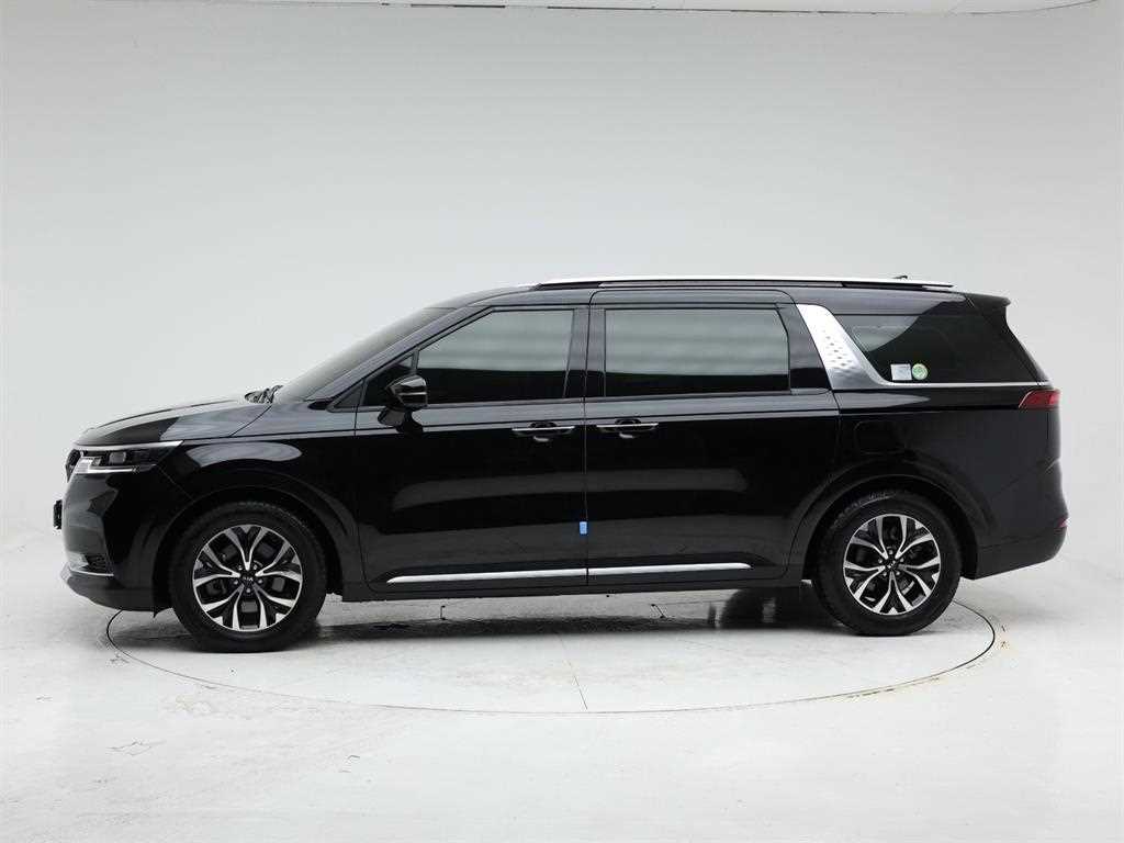 KIA Carnival - Vista 3