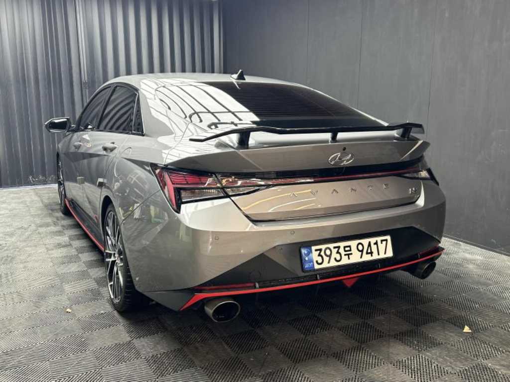 HYUNDAI Avante - Vista 4