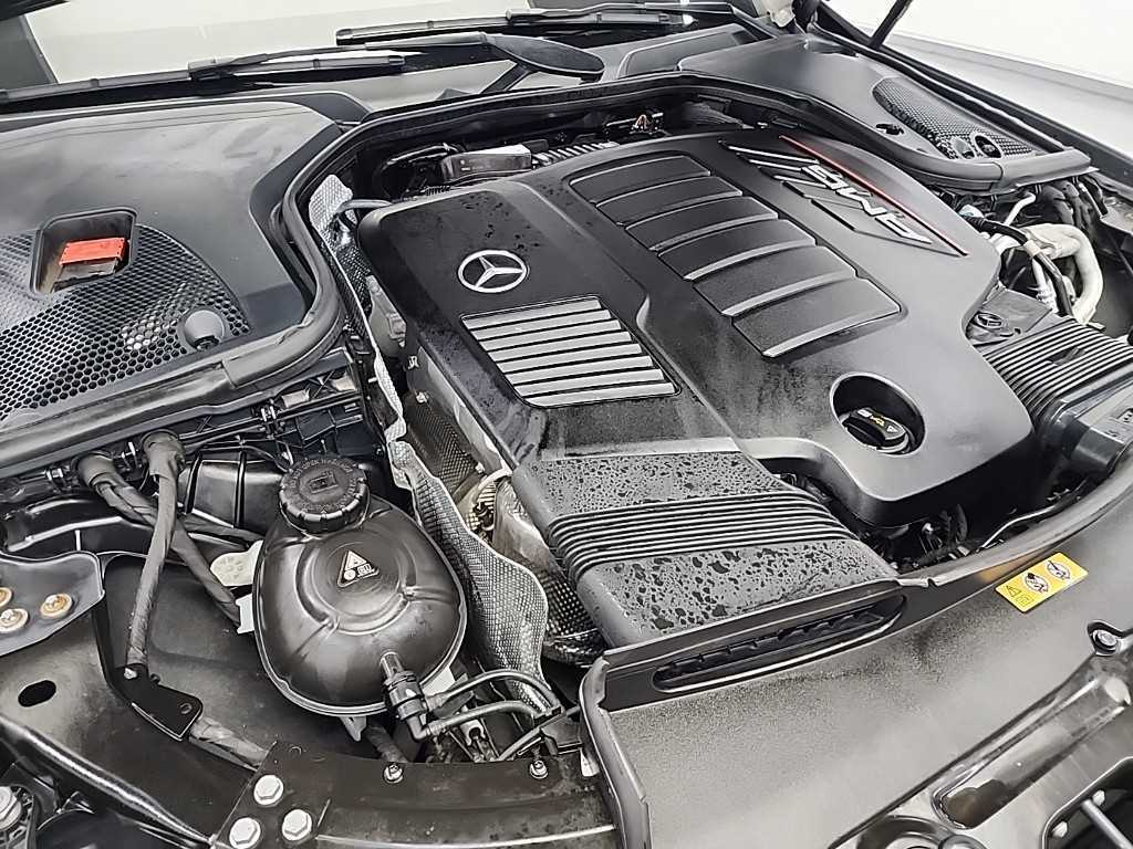 Mercedes Benz AMG GT - Vista 5