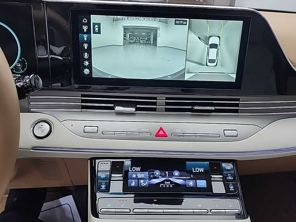 HYUNDAI Grandeur - Vista 10