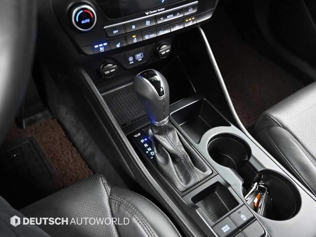 HYUNDAI Tucson - Vista 9