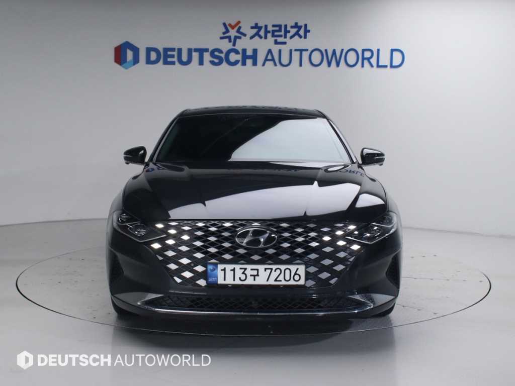 HYUNDAI Grandeur - Vista 3