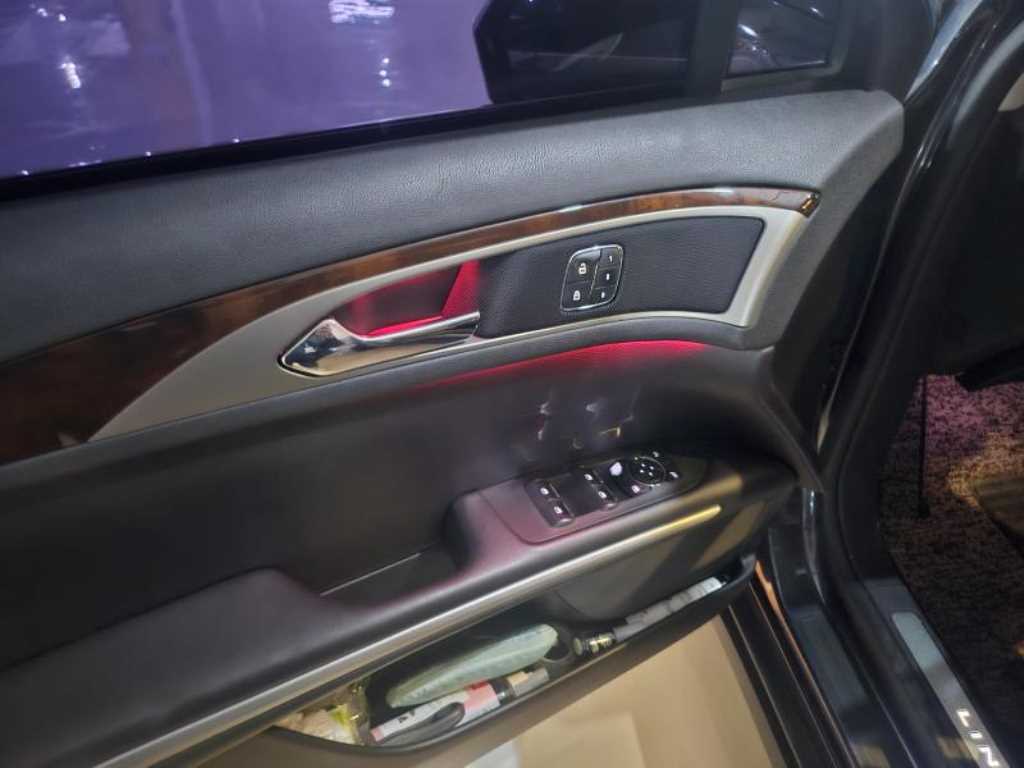 Lincoln MKZ - Vista 9