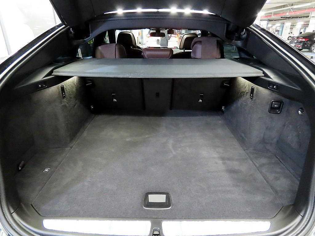 BMW Gran Turismo 2023 Negro - Importación desde Corea - HF Imports Iquique - Foto 15