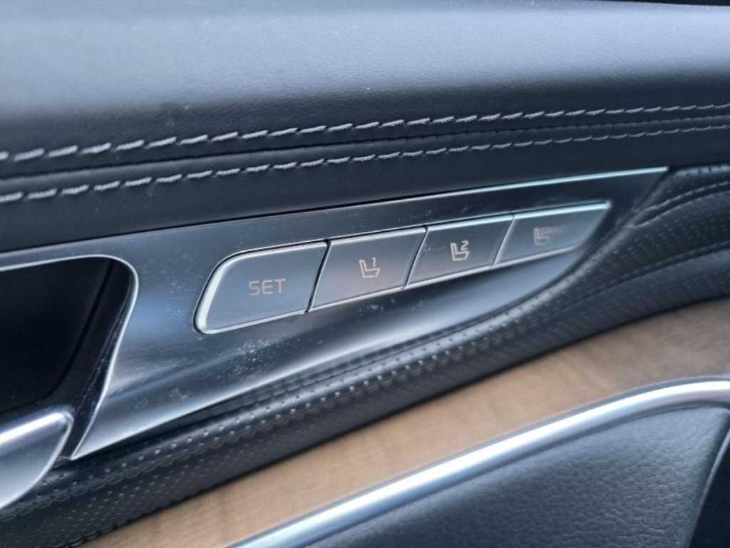 KIA K9 - Vista 12