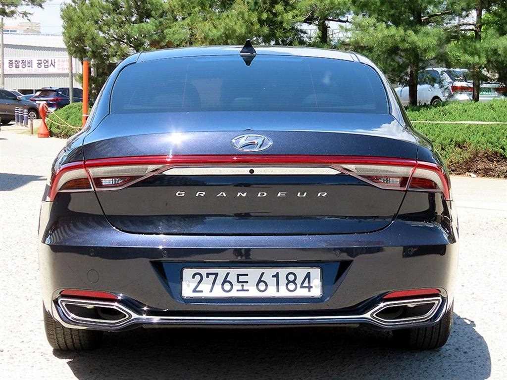 HYUNDAI Grandeur - Vista 4