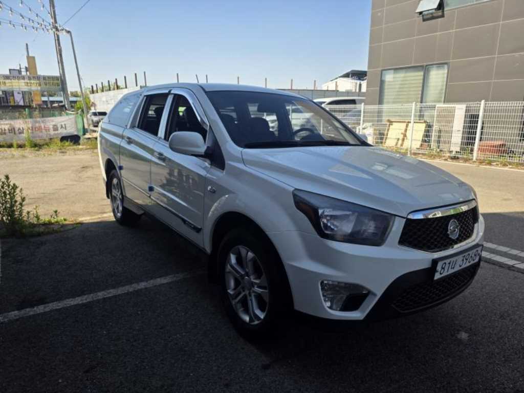 Ssangyong Korando 2012 Blanco - Importación desde Corea - HF Imports Iquique - Foto 1