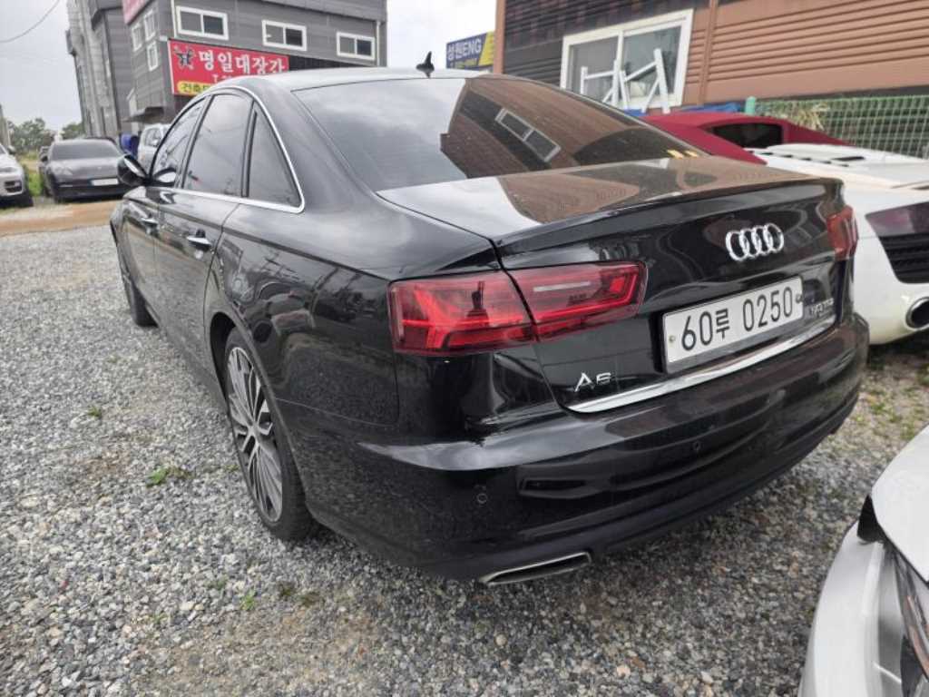Audi A6 - Vista 4