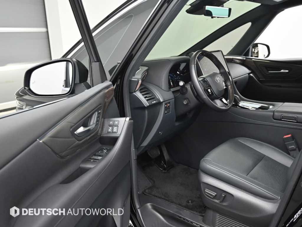 Toyota Alphard - Vista 11